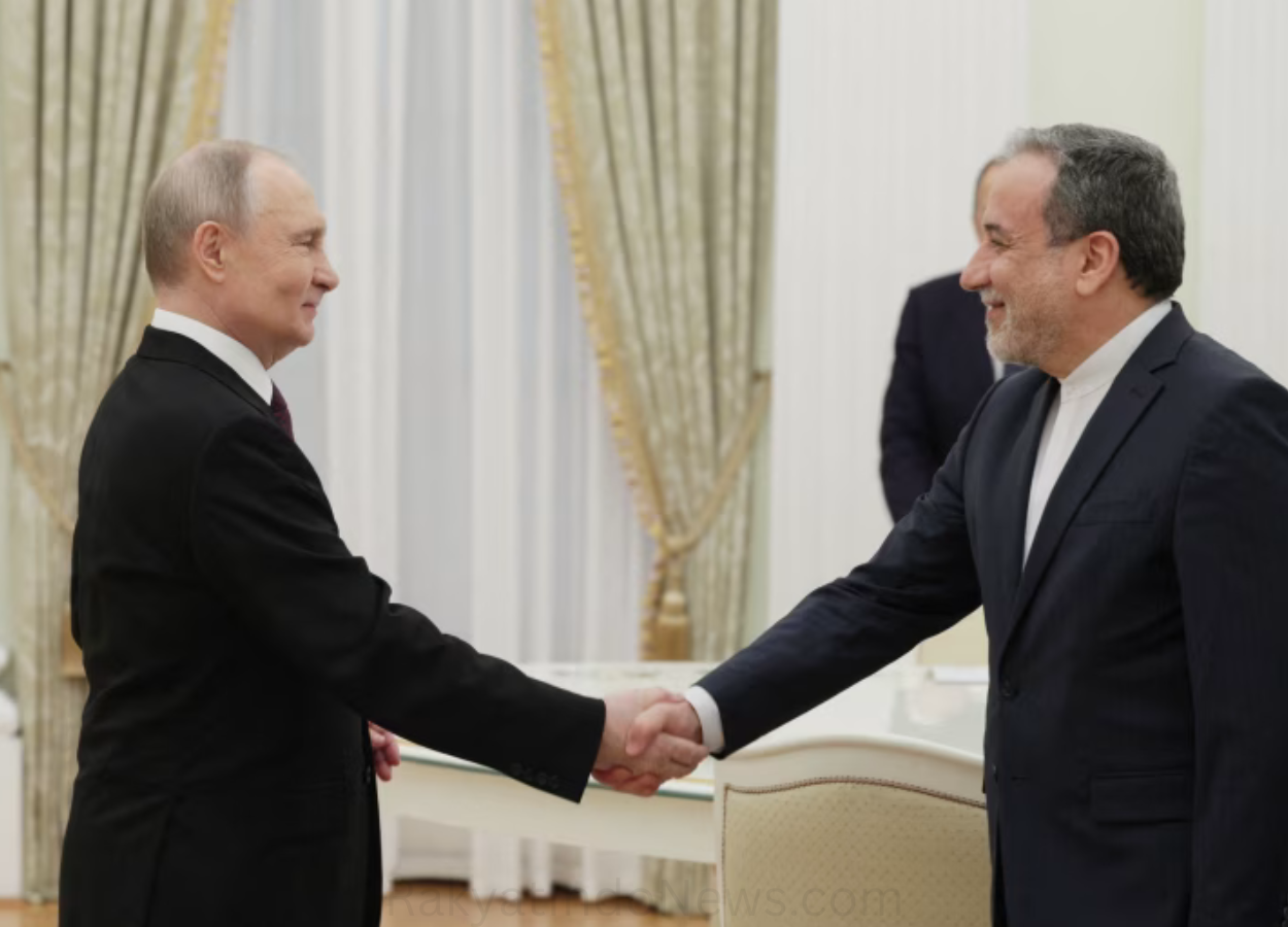 Putin Bertemu Menlu Iran Abbas Araghchi di Rusia, Sampaikan Pesan Khusus untuk Mojtaba Khamenei