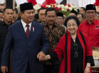 Prabowo-Megawati Bergandengan Tangan, Elite Politik Nilai Jadi Simbol Persatuan Nasional