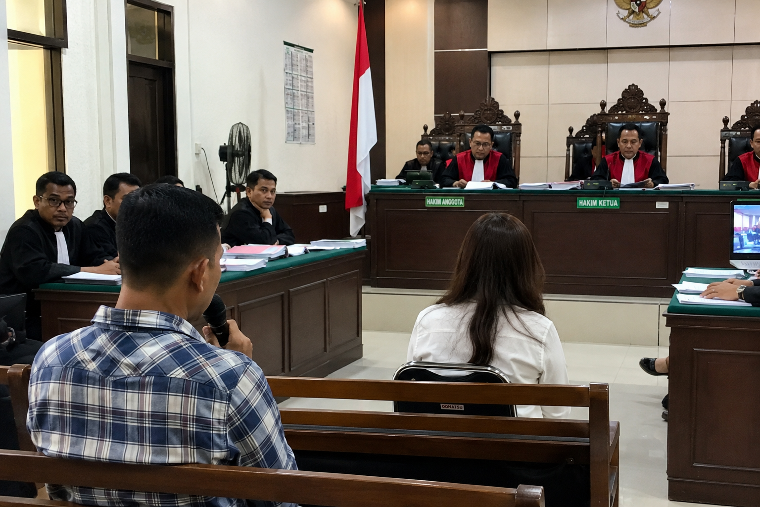 Sidang Penggelapan Rp1,2 Miliar Terapis Spa Surabaya, Mantan Sopir Korban Sebut Diminta Beri Kesaksian