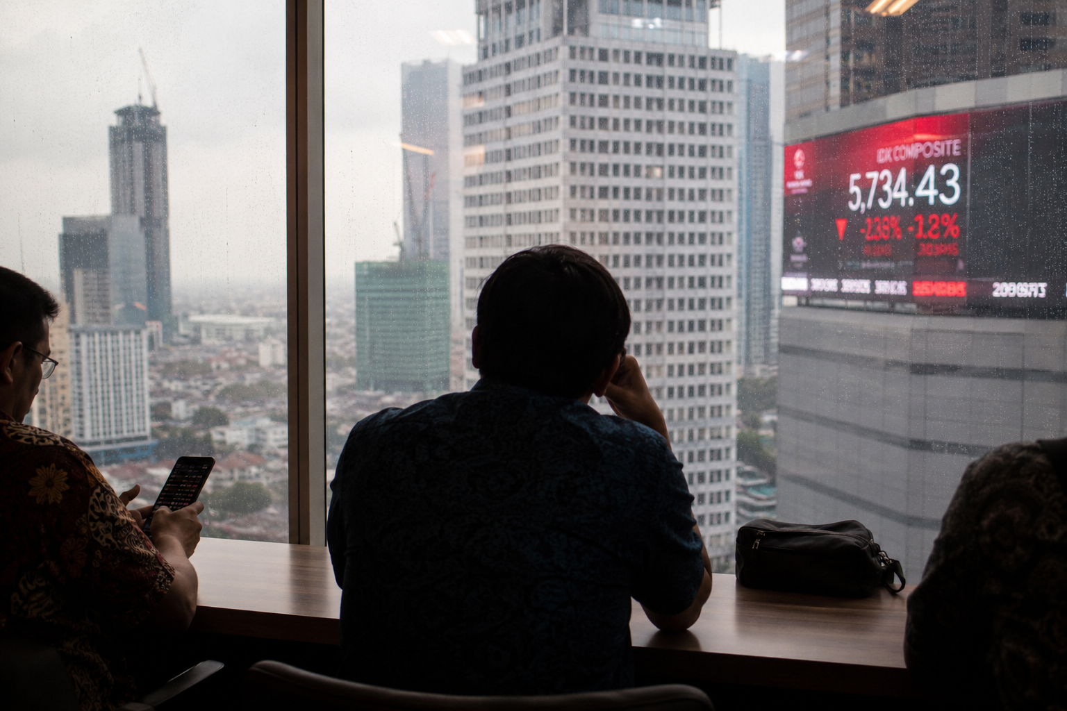 IHSG Tertekan ke Level 5.734, Ratusan Saham Berakhir di Zona Merah pada Sesi I