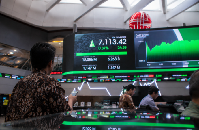 IHSG Akhirnya Ditutup di Zona Hijau Setelah Sempat Tertekan Sepanjang Perdagangan