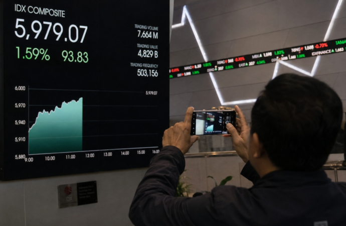 IHSG Melonjak 1,59 Persen ke Level 5.979, Investor Kembali Berburu Saham