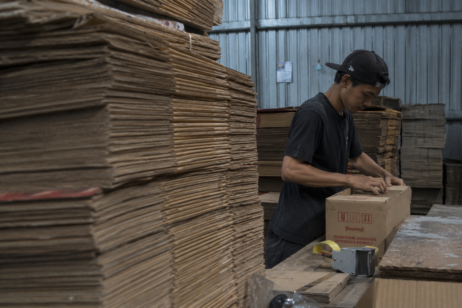 Bea Masuk Antidumping Karton Impor Dinilai Perlu untuk Lindungi Industri Dalam Negeri