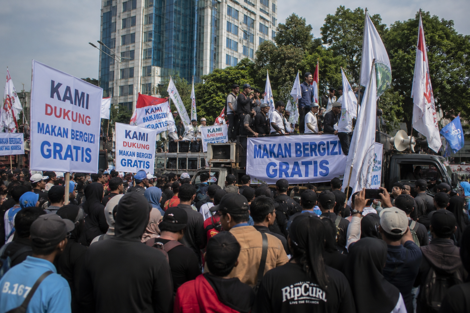 Bakom Bantah Pemerintah Atur Demo Dukung MBG