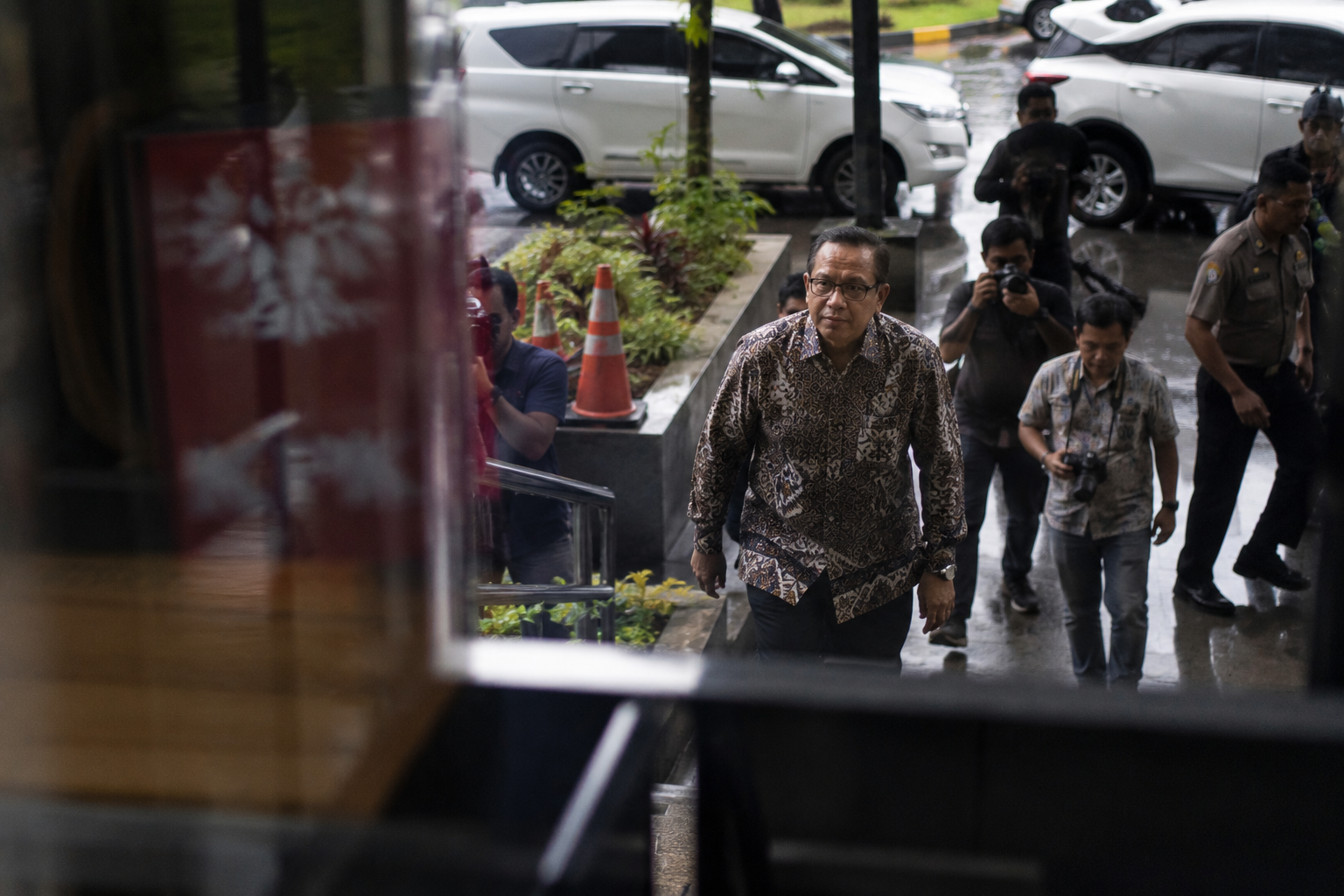 Bobby Rizaldi Penuhi Panggilan KPK, Diperiksa Terkait Kasus Audit Muara Enim